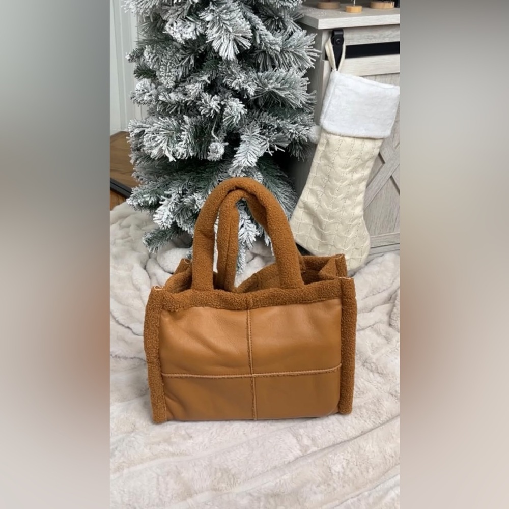 Tan Sherpa tote Bag LIKE DREAMS Women Soft Sherpa Tote Vintage Vegan leather - Picture 17 of 17